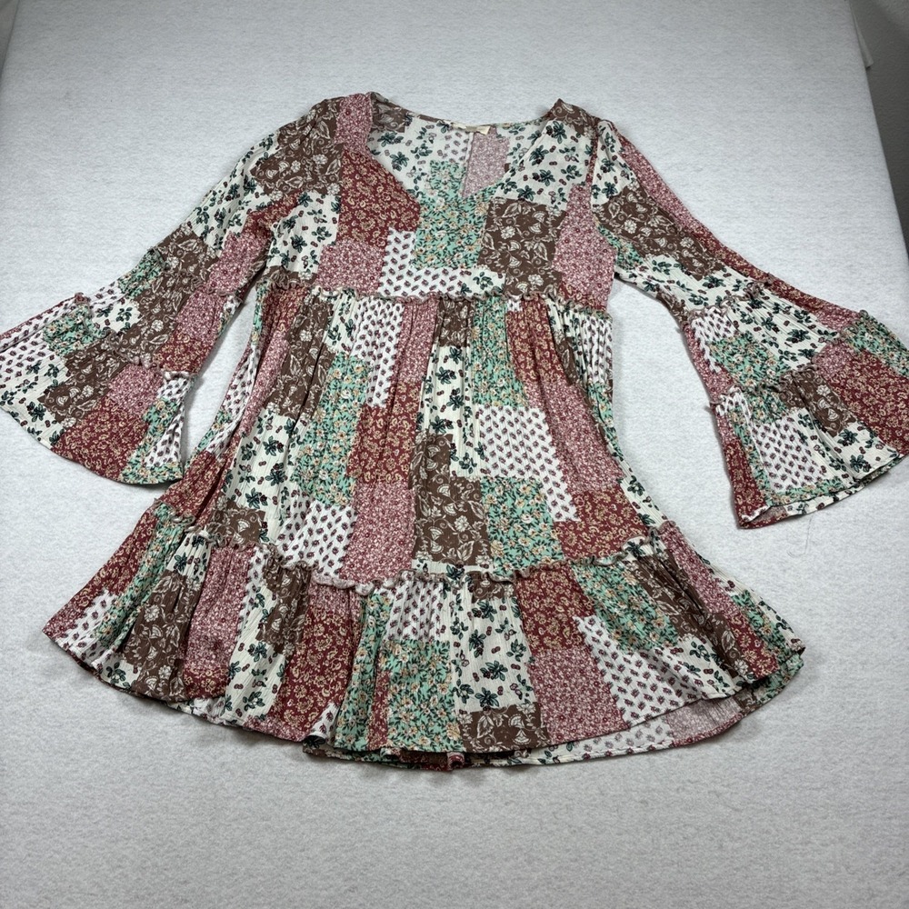 Easel Los Angeles Popover Tunic Babydoll Dress Patchwork Floral Medium V Neck